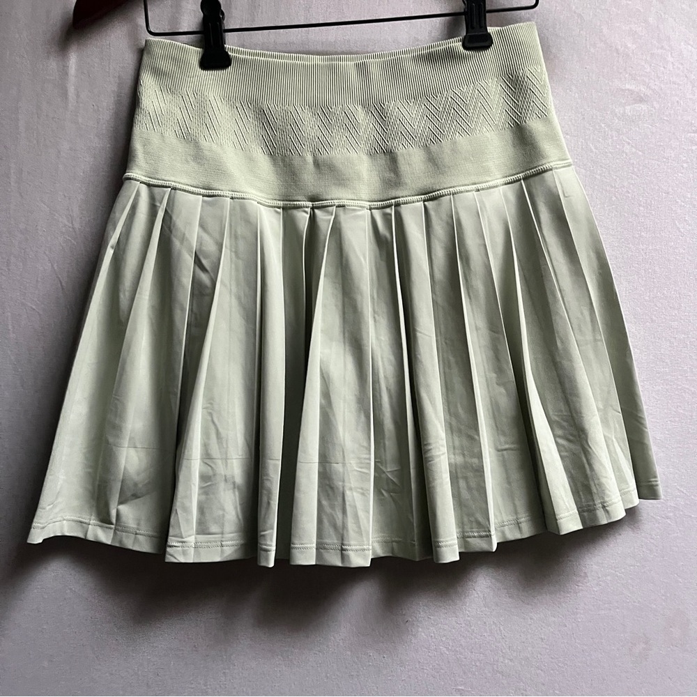 Pleated Tennis Skirt Skort Sage Green Built In Shorts Size L Fits M